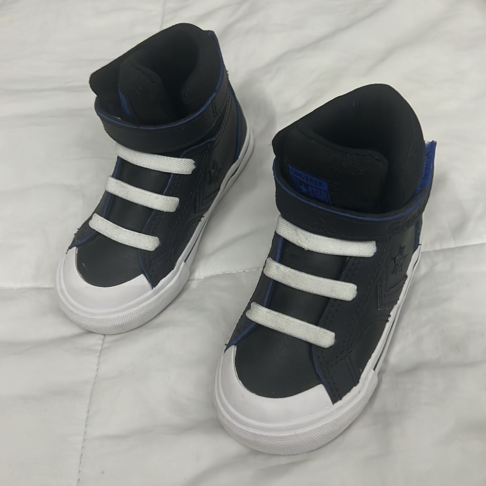 Little Boys Converse Pro Blaze Strap Hi